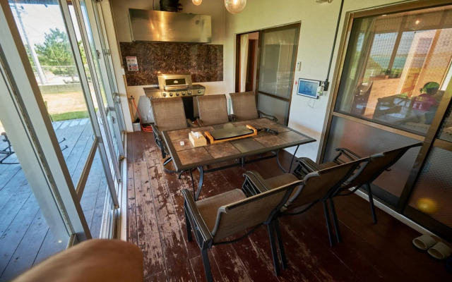Beach Side Secret -SEVEN Hotels and Resorts-