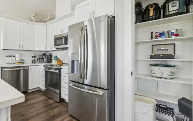 Sandy Haven by Ryson Vacation Rentals