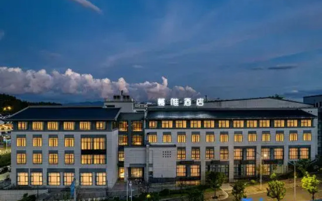 Muvi Hotel