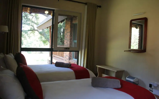 Ekuthuleni River Front Chalets