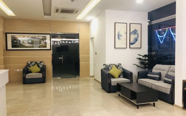 Seasons Hotel Barka