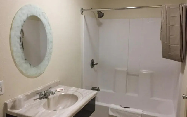 Mayfair Motel