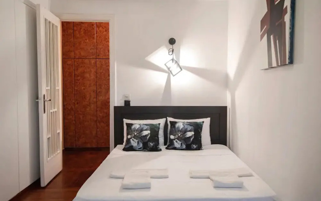 Home plus Acropolis View