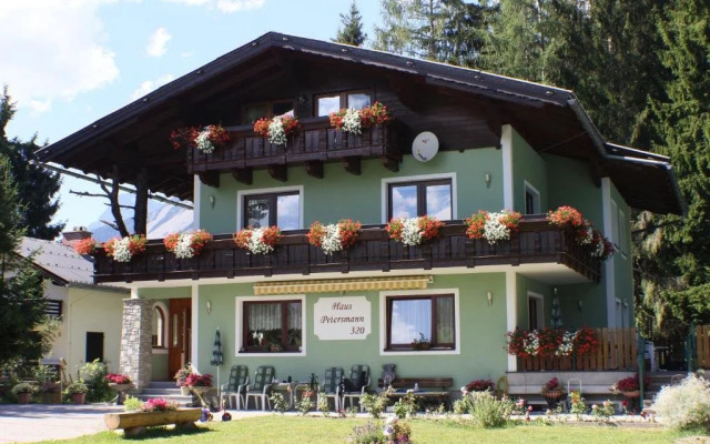 Отель Haus Petersmann