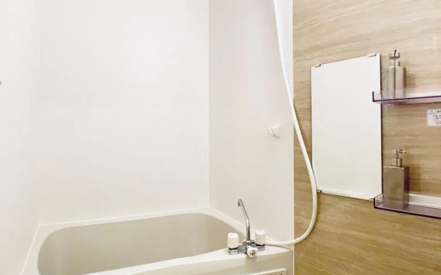 Hanazonominami Apartment 201