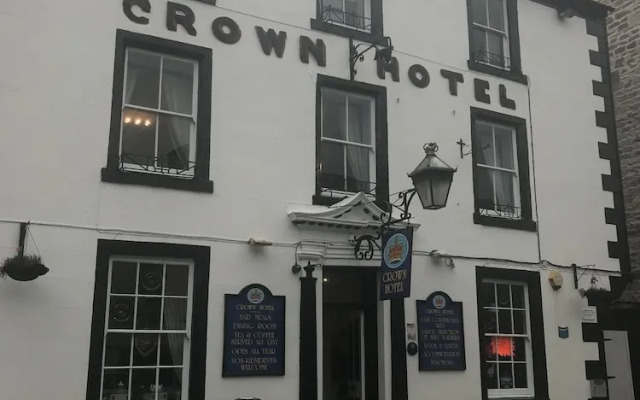 Crown Hotel