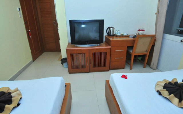 Amity Hotel