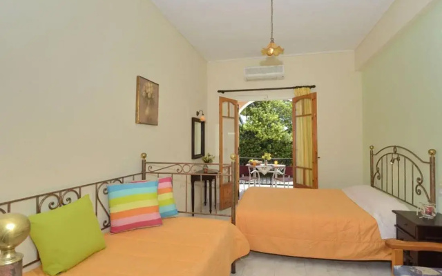 Loukas Inn Family Resort