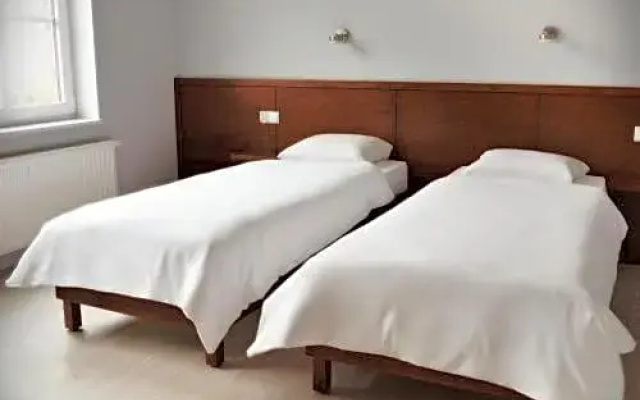 Kamienica 22