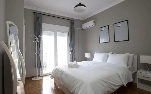 Nice Cute Apartment  in the Center of Athens