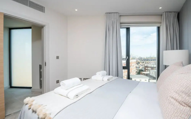 Luxurious Victoria Home by the Apollo Theatre