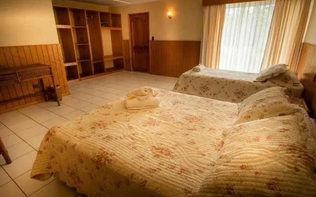 Maru Lodge