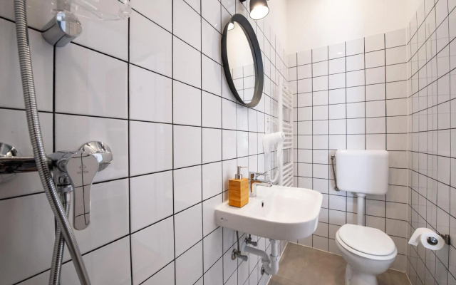 Chesscom Apartments