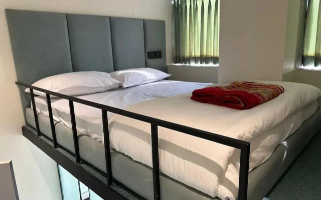 Nano Pod Hotel