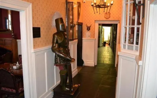 The Red Lion Hotel