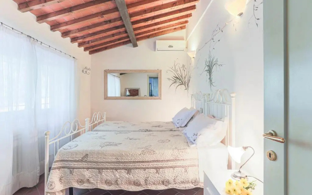 Villa Pongina with private pool