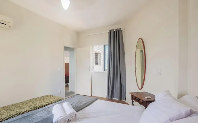 2-bedroom Apt Only 500m From the Beach Nos0201