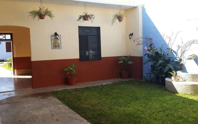 Отель Hostal La Ermita вид на фасад