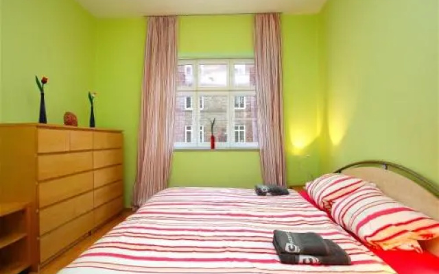 5907 Private Room