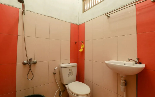 Joglo Family Hotel & Homestay