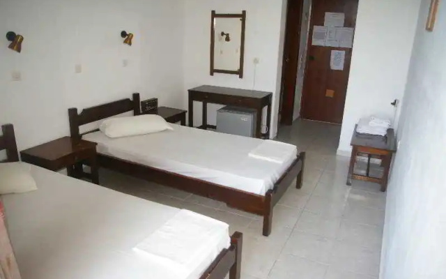 Kardamos Hotel