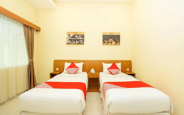 OYO 272 M Suite Homestay