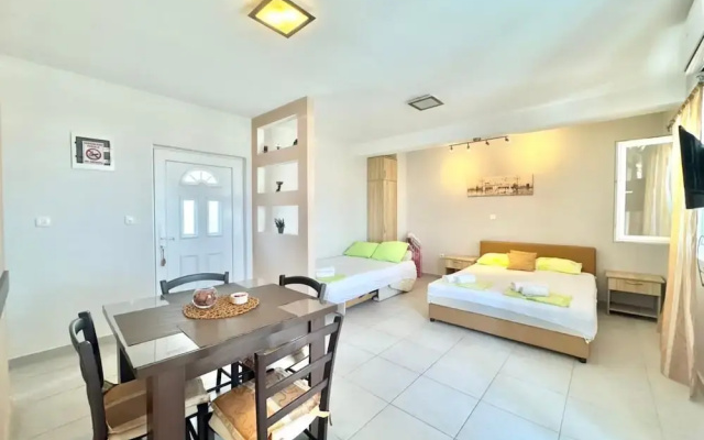 Apartments Janda Bijela
