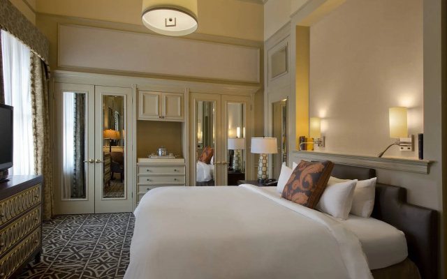Hotel ICON Autograph Collection by Marriott