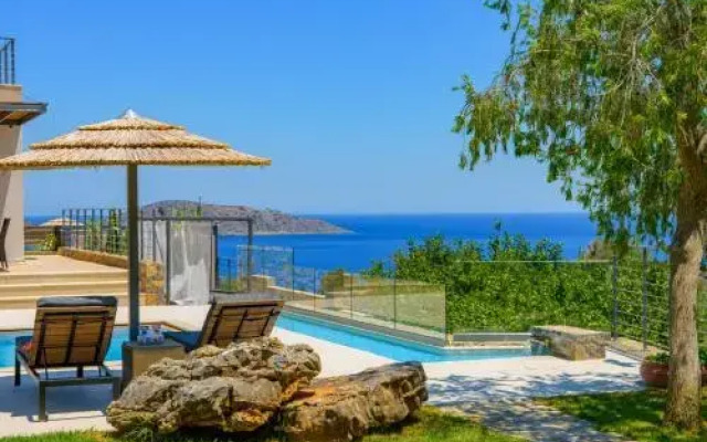 Anemos Luxury Villas