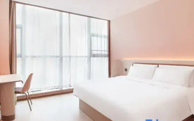 HanTing Hotel (Shijiazhuang Hongqi Avenue Ximeihua Street)