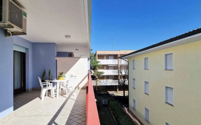 Nice Apartment 300 mt From the Beach