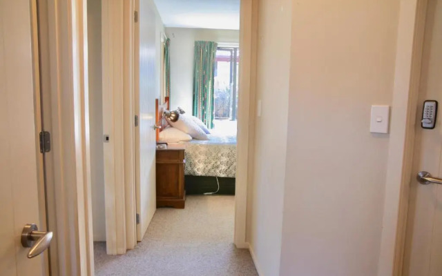 Noble No 6 - Hanmer Springs Holiday Home