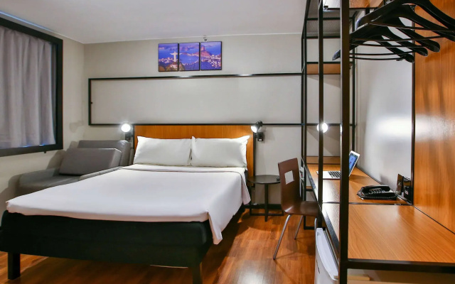 ibis Copacabana Posto 2 Hotel