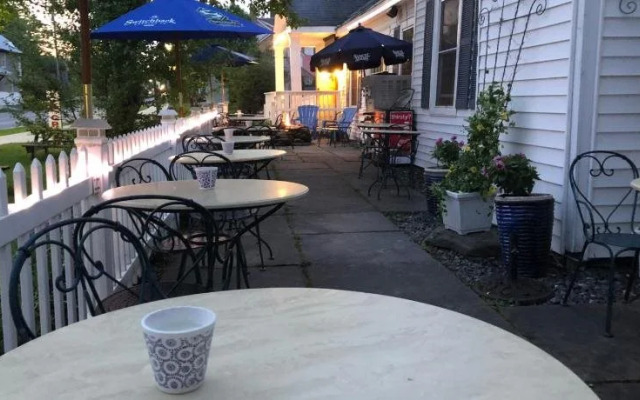 West Dover Inn