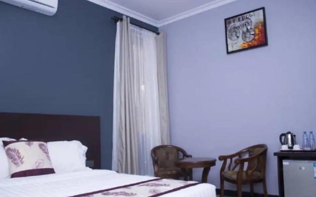 Hotel Desderia