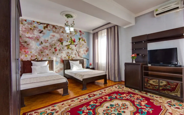 Отель King House