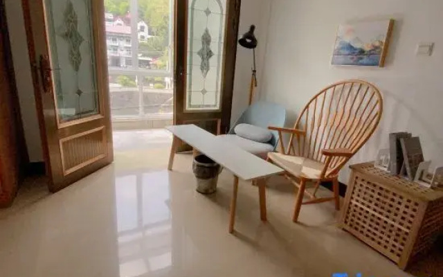 Zuiwenglou Homestay