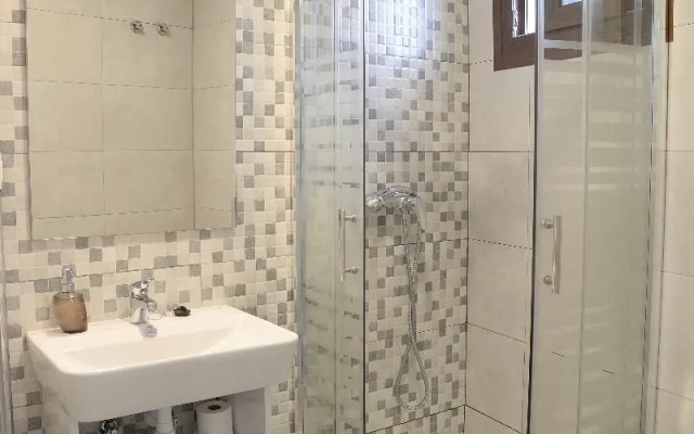 Apartamentos Mesones 18 3000