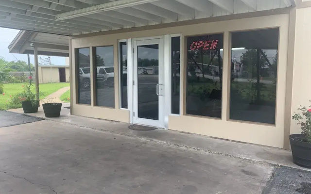 Economy Inn Motel