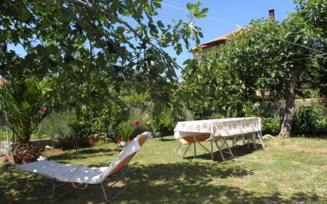 Apartments Zvone - 100 m from sea