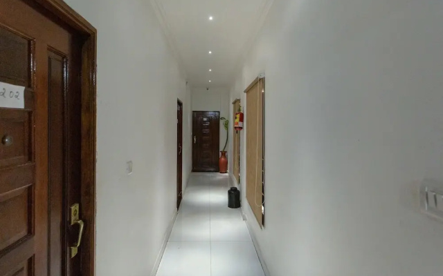 OYO Zoom Inn