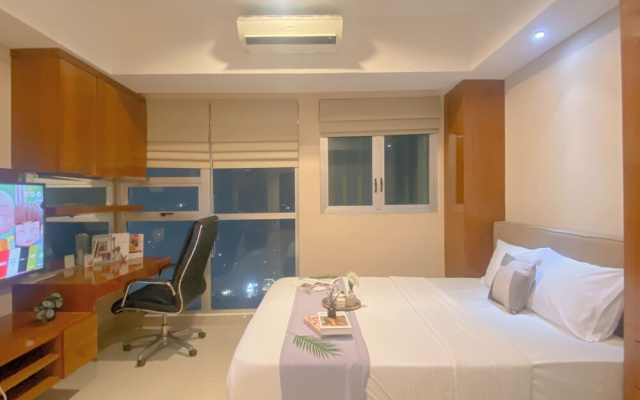 Good Studio Room At Kemang Village Apartment