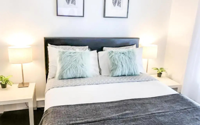 Barbizon On Ocean Drive Apartments
