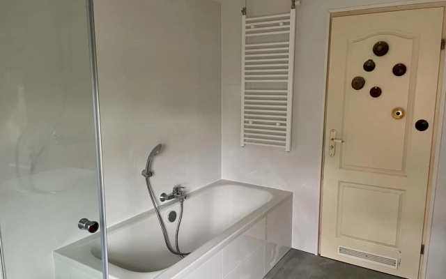 Attractive Holiday Home in Noordwijkerhout With Garden
