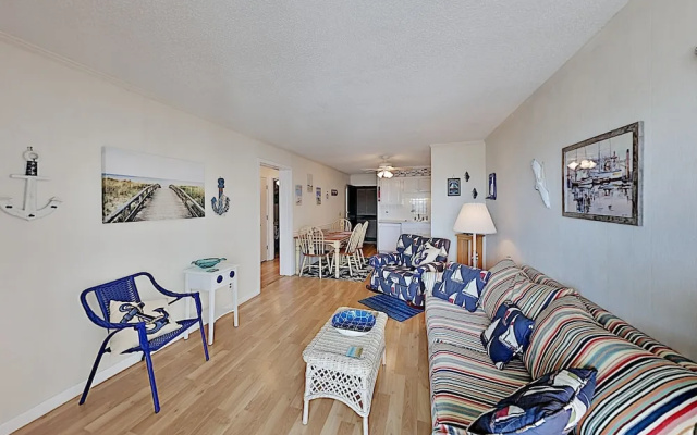 02gapabe 2 Bedroom Condo