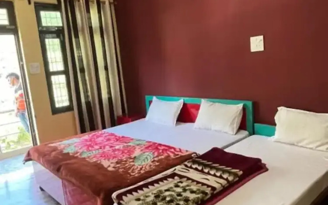 Goroomgo Girish Alay Homestay Uttarakhand