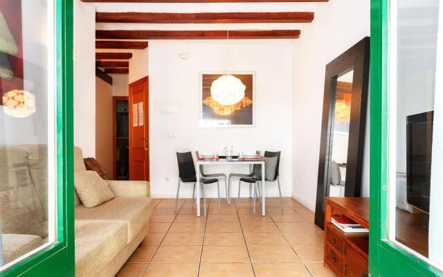 Отель Feelathome Cabanyes Apartment Испания, Барселона - отзывы, цены и фото номеров - забронировать отель Feelathome Cabanyes Apartment онлайн комната для гостей
