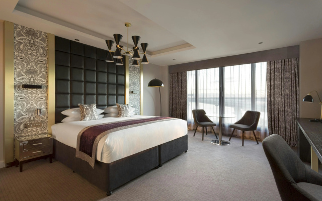 DoubleTree by Hilton Edinburgh - Queensferry Crossing