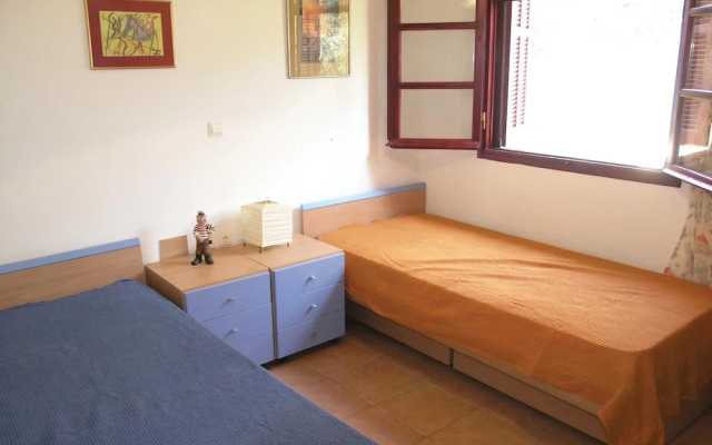 Beautiful Home in Eretria Evia With 2 Bedrooms, Wifi and Outdoor Swimming Pool