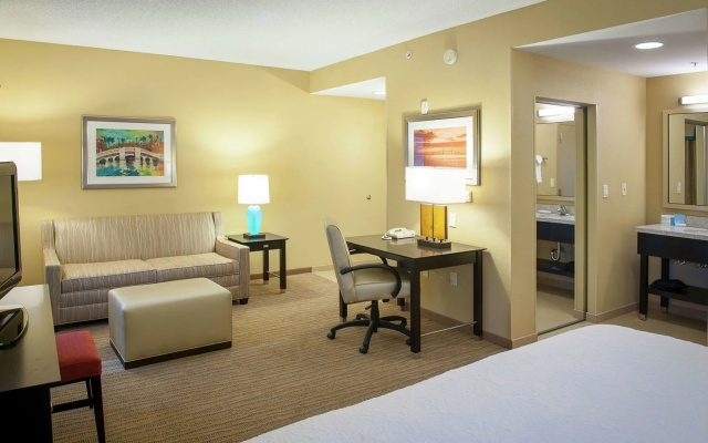 Hampton Inn & Suites St. Petersburg/Downtown
